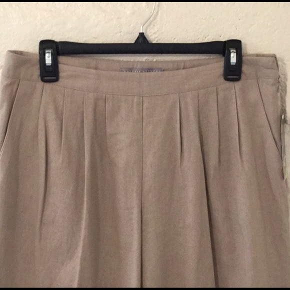 ⚡️2 for $20⚡️Valerie Stevens Linen Shorts 🩳 - Picture 2 of 7